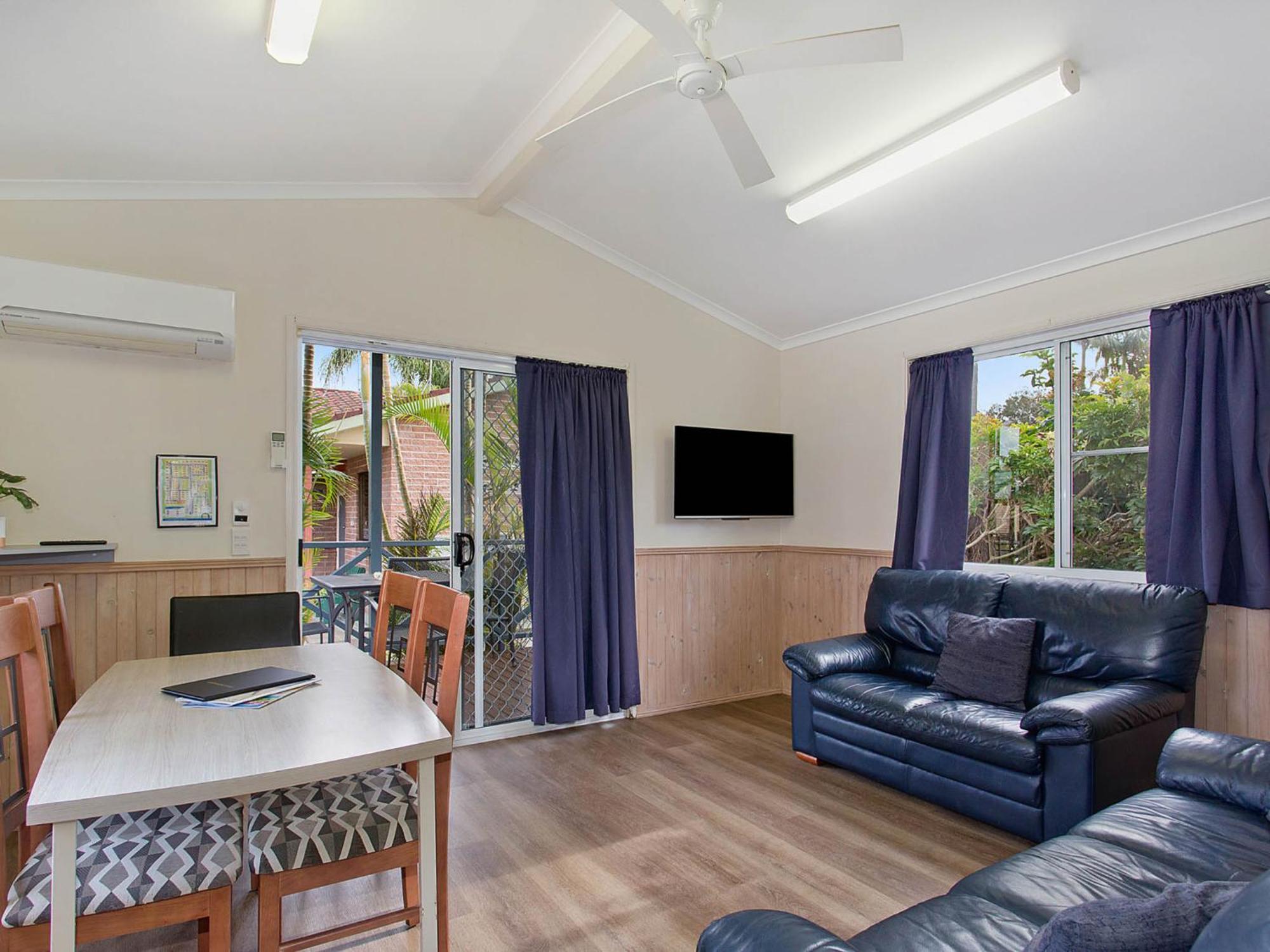 Jacaranda Holiday Park ノース・ヘブン エクステリア 写真